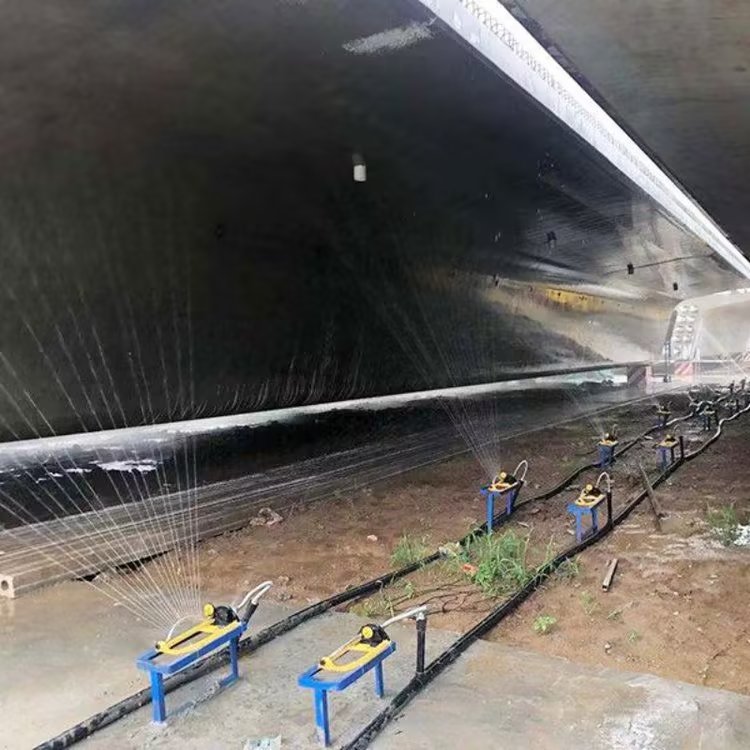 布料機(jī)、大型布料機(jī)、行走式布料機(jī)、圓筒布料機(jī)、行走式液壓布料機(jī)、移動(dòng)式液壓布料機(jī)、電動(dòng)布料機(jī)、手動(dòng)布料機(jī)、梁場(chǎng)專用液壓布料機(jī)